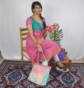 TLFABk-0007/Daisy Print/Green-pink/Long Kurtis