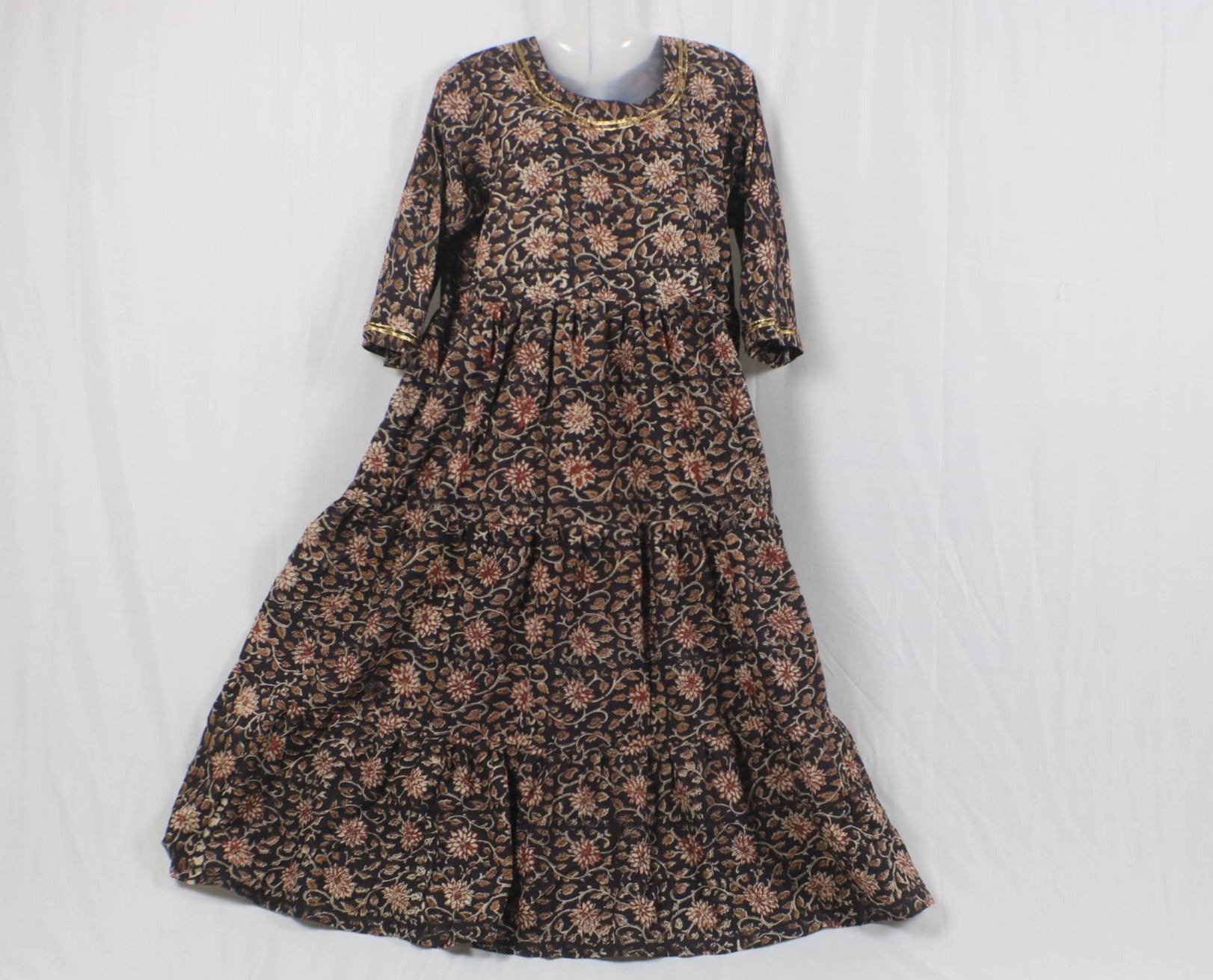 TLFAB-0016b/Lacey Anarkali/Long Wind